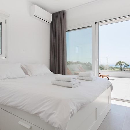 Legrena Beach House Sunion Rum bild