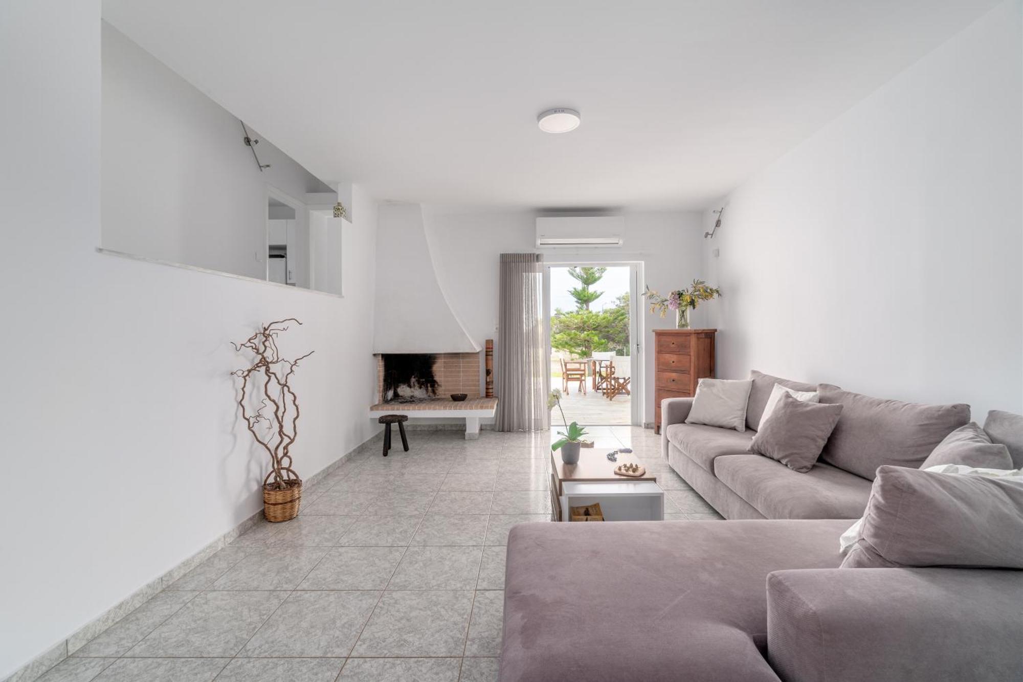 Legrena Beach House Sunion Rum bild