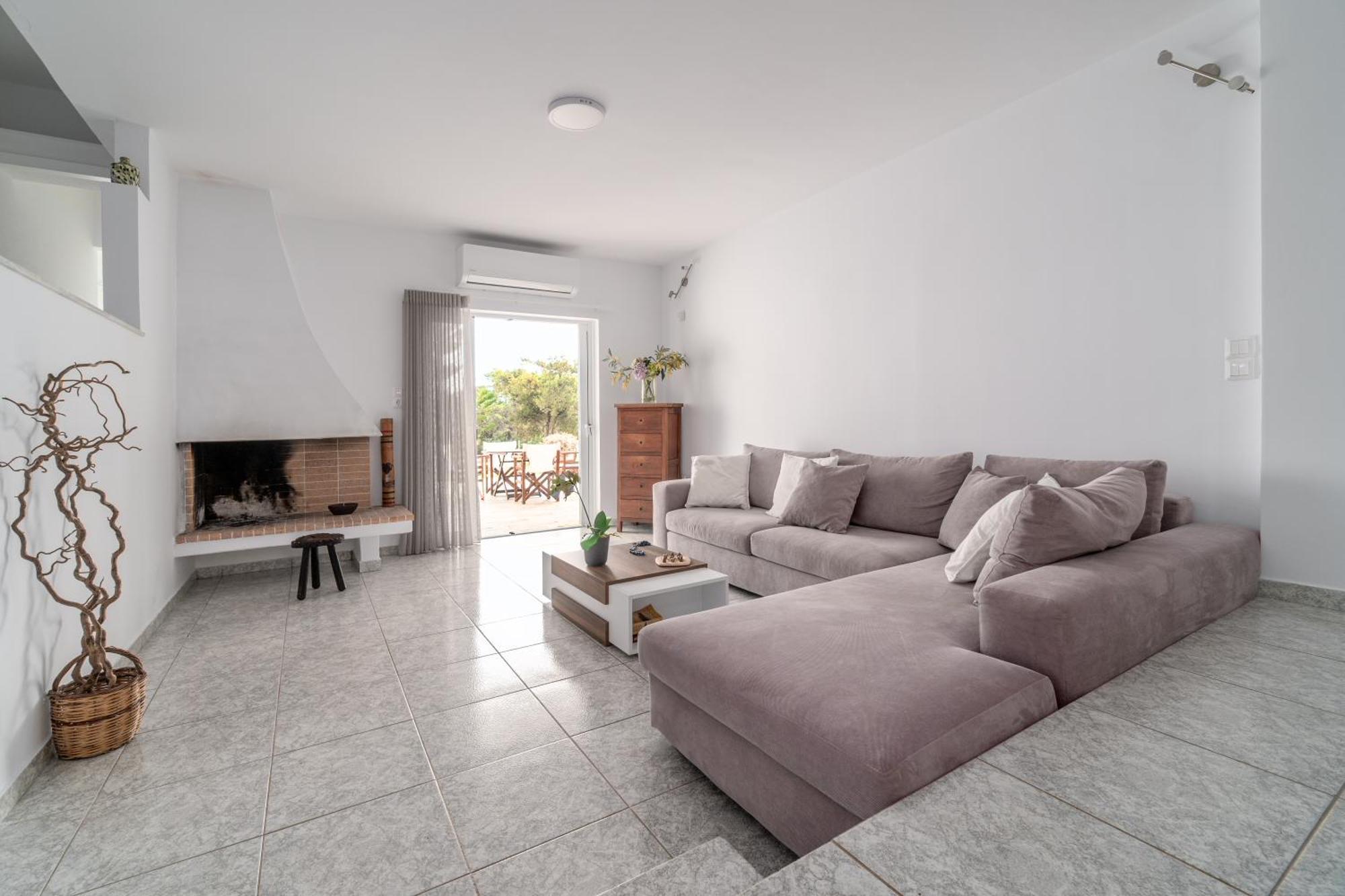 Legrena Beach House Sunion Rum bild